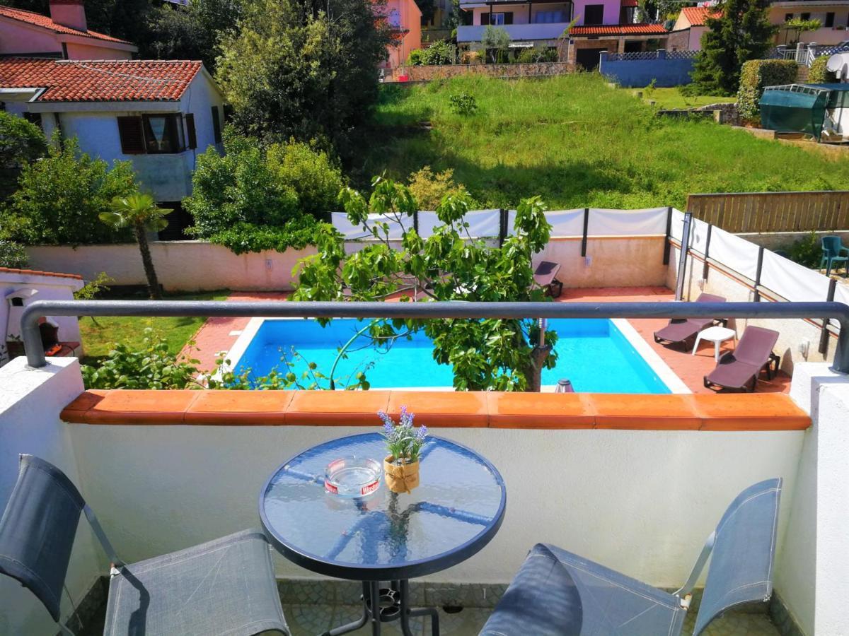 Apartments Bilic With Garden & Swimming Pool - 50M From The Beach Pjescana Uvala Esterno foto